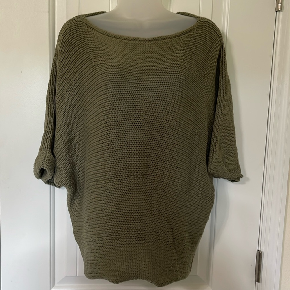 Tommy Bahama Vista Horizons Boat Neck Sweater Shirt. Size Large. NWT.